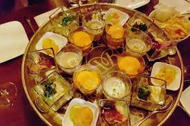 5 MAKANAN KHAS DARI BELANDA DENGAN SENI PERTUNJUKANNYA